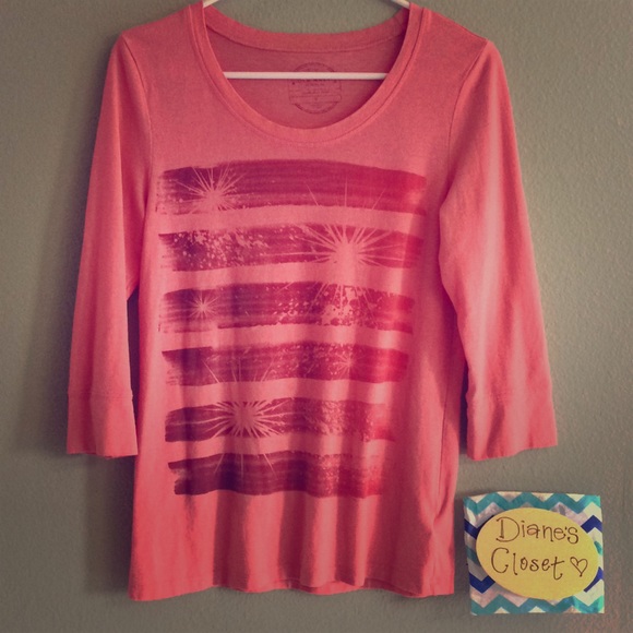 Old Navy Tops - ⭐️Final Price⭐️ Old Navy Printed Women's/Juniors Fireworks Print Top